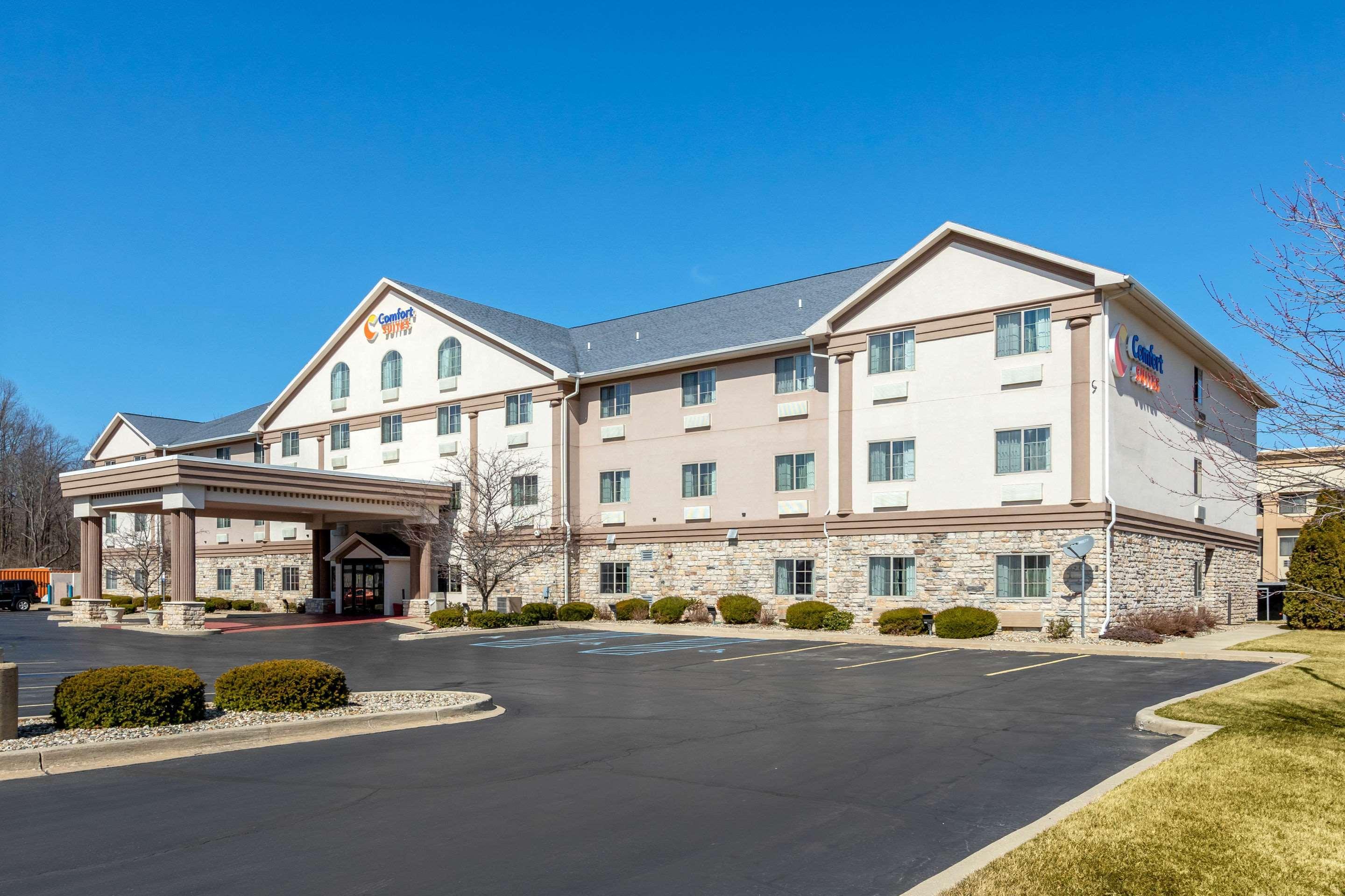 Comfort Suites Stevensville - St Joseph Екстер'єр фото
