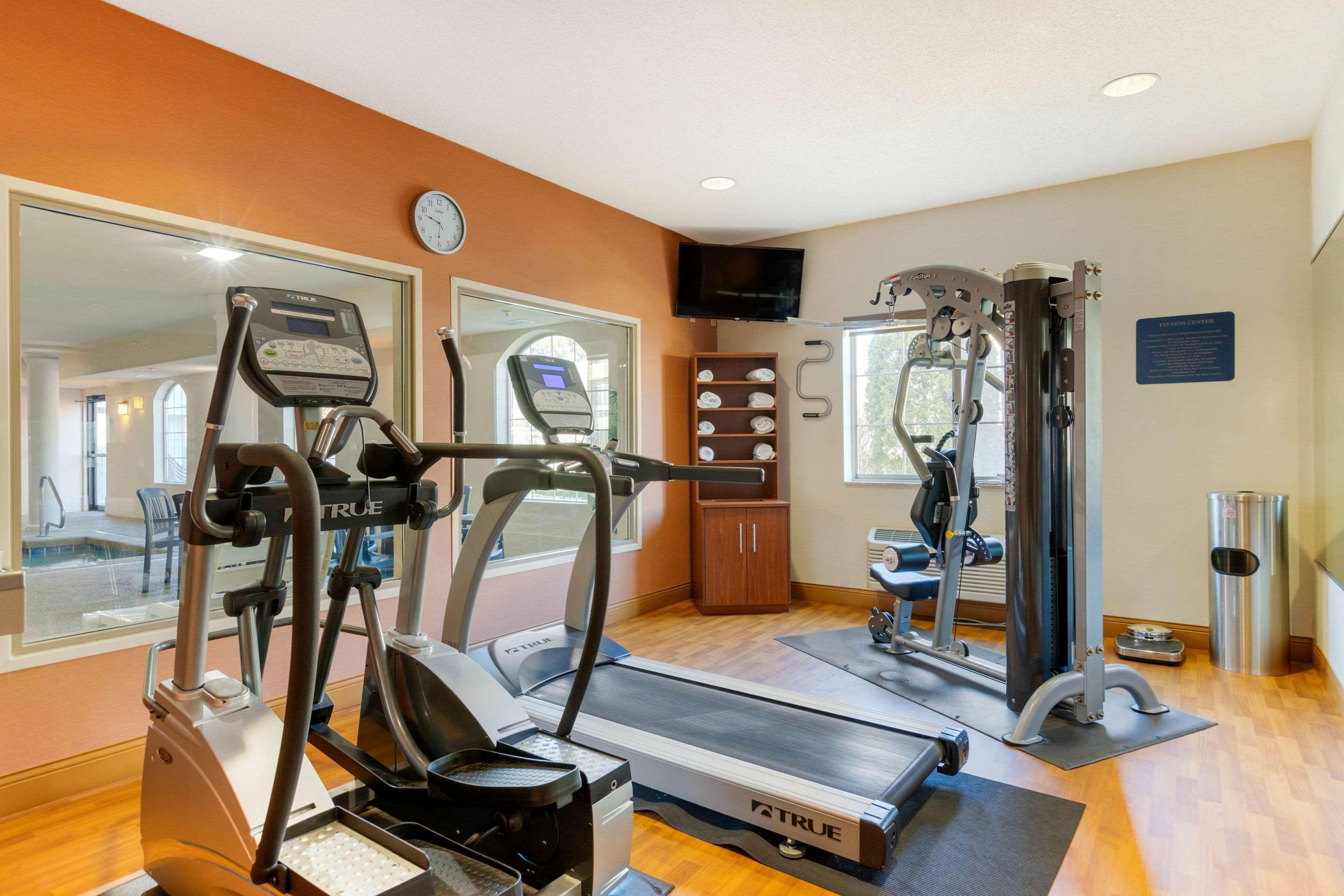 Comfort Suites Stevensville - St Joseph Екстер'єр фото